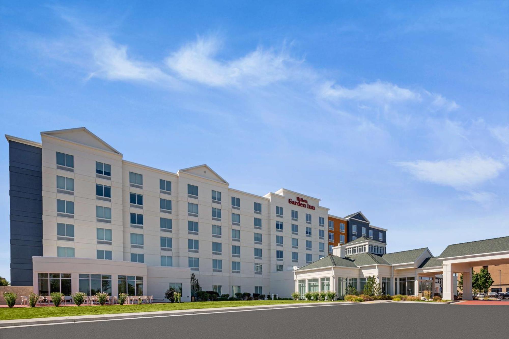 Hilton Garden Inn - Salt Lake City Airport Exterior photo